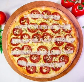 Imagem ilustrativa de pizza Pepperoni e Requeijão